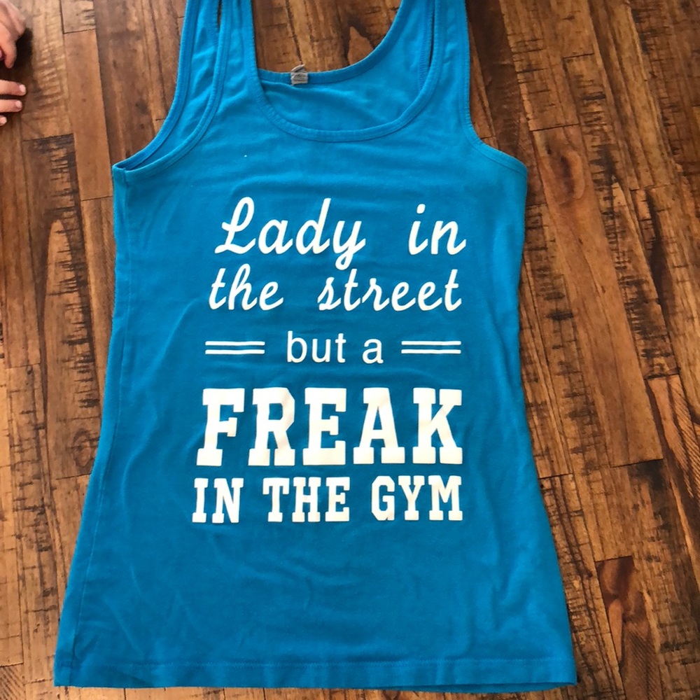 Fitness tank